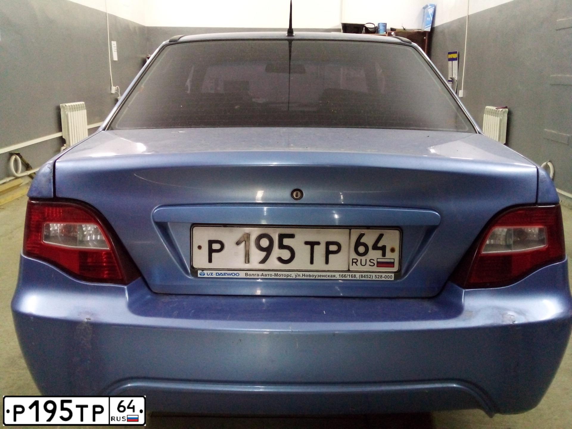 Фото автомобиля LADA 2110 LADA, 2006 — госномер Х394ММ64. Цвет: ЗОЛОТИСТО ТЕМНО ЗЕЛЕНЫЙ