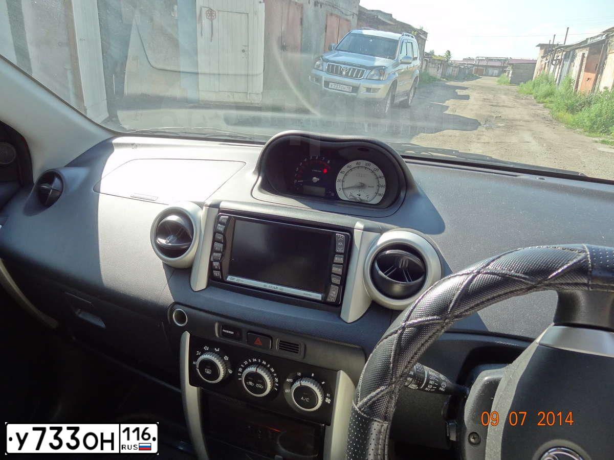 Фото автомобиля KIA RIO, 2014 — госномер Е427СУ716. Цвет: Коричневый
