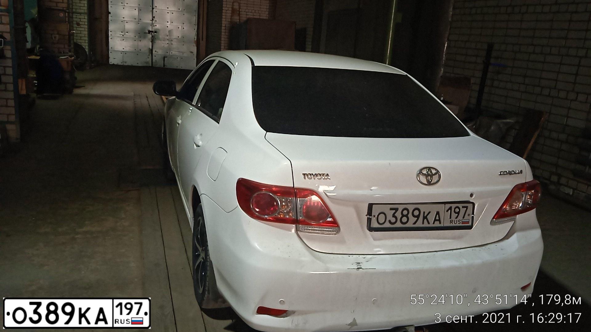 Фото автомобиля TOYOTA COROLLA, 2010 — госномер А116ОЕ252. Цвет: Белый