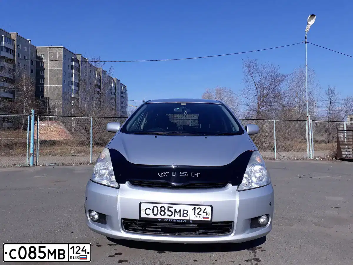 Фото автомобиля TOYOTA WISH, 2003 — госномер С085МВ124