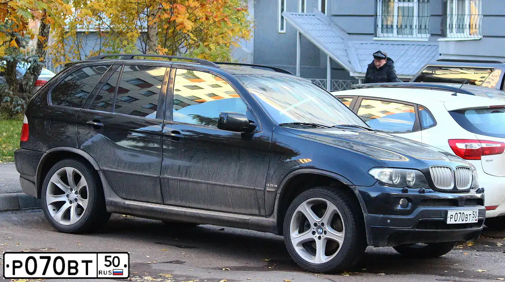 Фото автомобиля TOYOTA RUNNER, 1994 — госномер Р070ВТ50. Цвет: ЧЕРНЫЙ