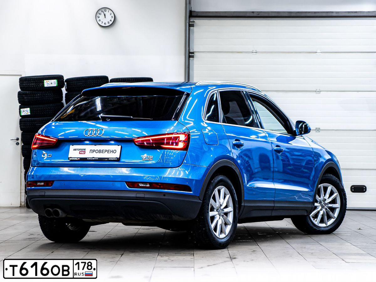 Фото автомобиля AUDI Q3, 2015 — госномер Т864МР198. Цвет: голубой