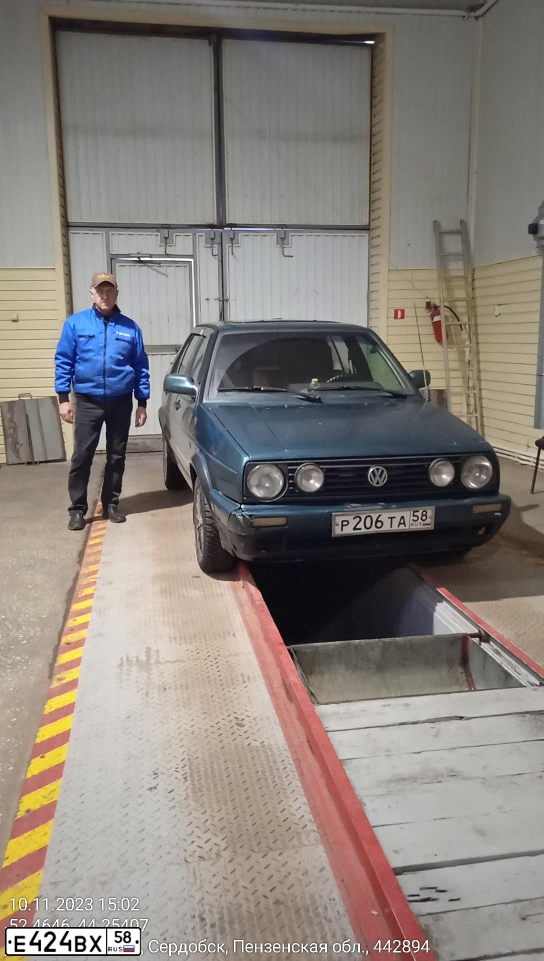 Фото автомобиля AUDI 80, 1990 — госномер К358ТО58. Цвет: синий