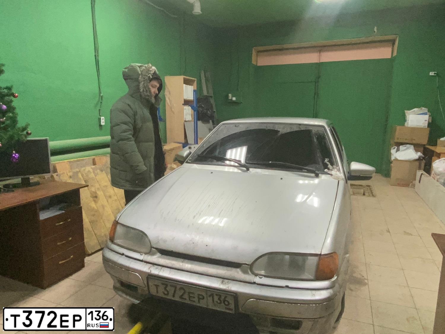 Фото автомобиля LADA 2115 SAMARA, 2006 — госномер Р118МЕ46. Цвет: Светло-серебристый металик