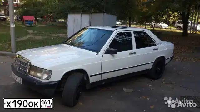 Фото автомобиля MERCEDES C-KLASSE, 1984 — госномер Х190ОК161. Цвет: Белый
