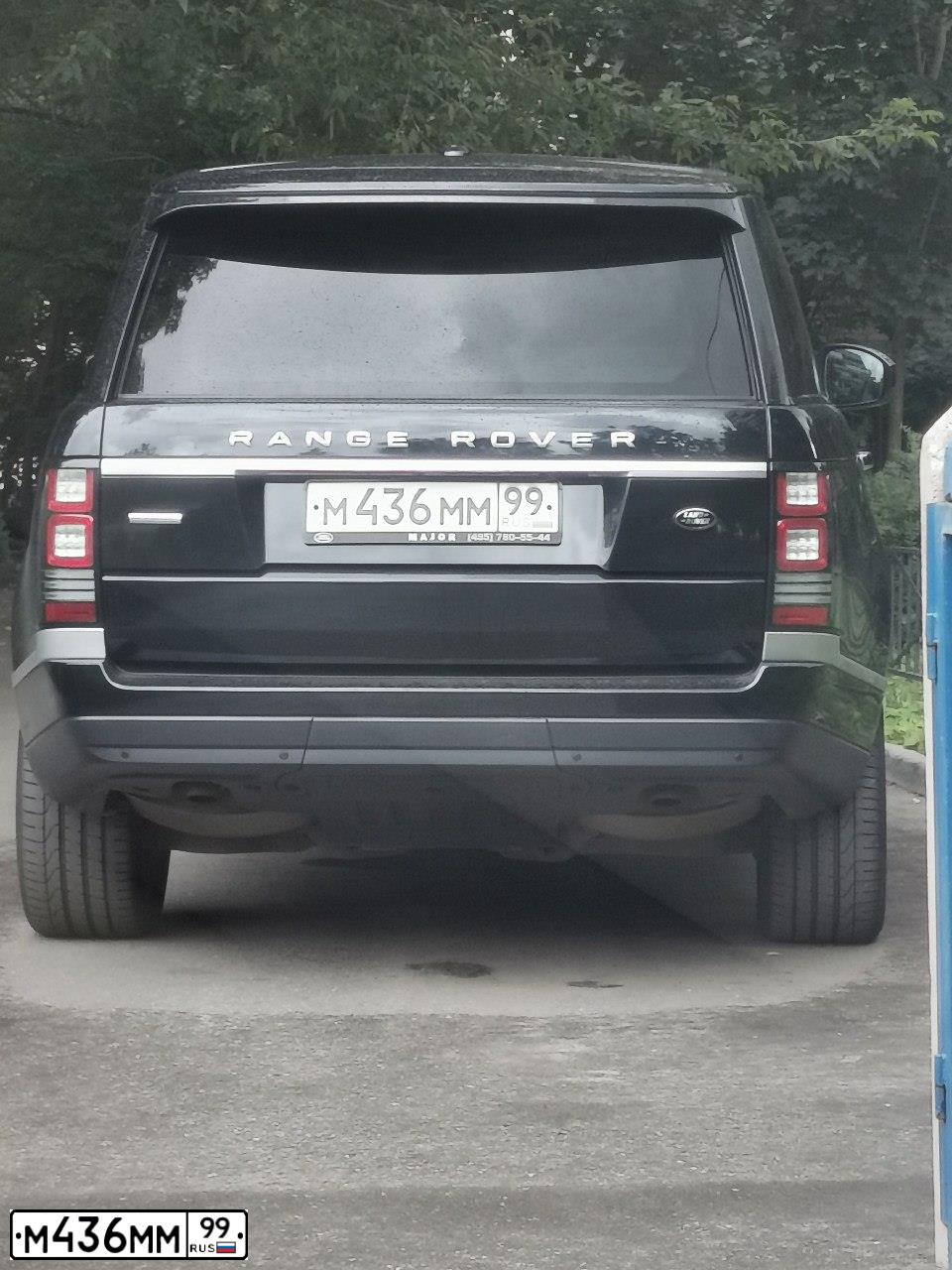 Фото автомобиля NISSAN PATHFINDER, 2006 — госномер М436ММ99. Цвет: СЕРЫЙ СВЕТЛЫЙ