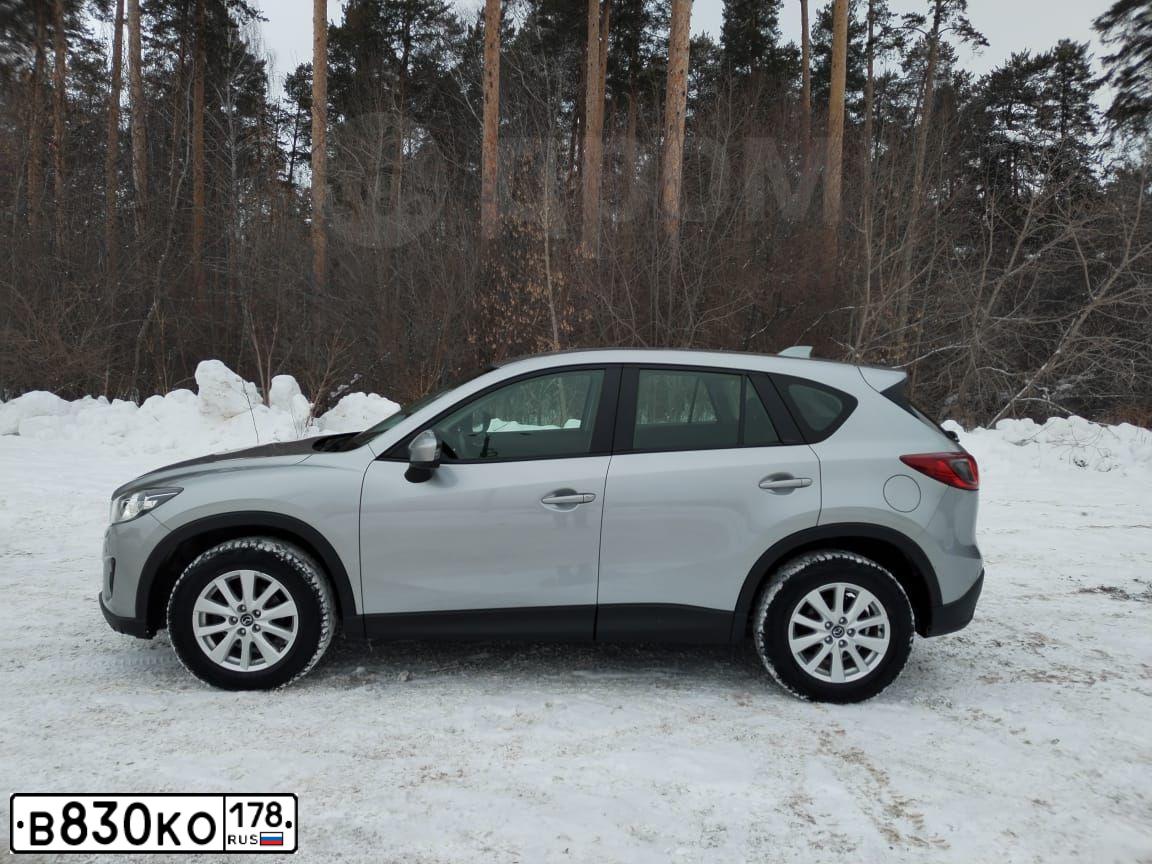 Фото автомобиля MAZDA CX-5, 2011 — госномер В830КО178. Цвет: Серебристый