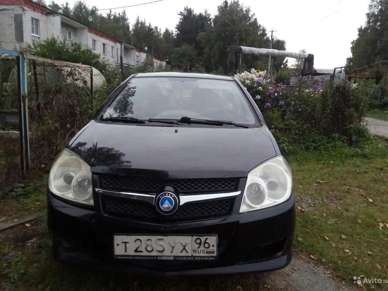 Фото автомобиля GEELY MK, 2011 — госномер Т285УХ96. Цвет: ЧЕРНЫЙ