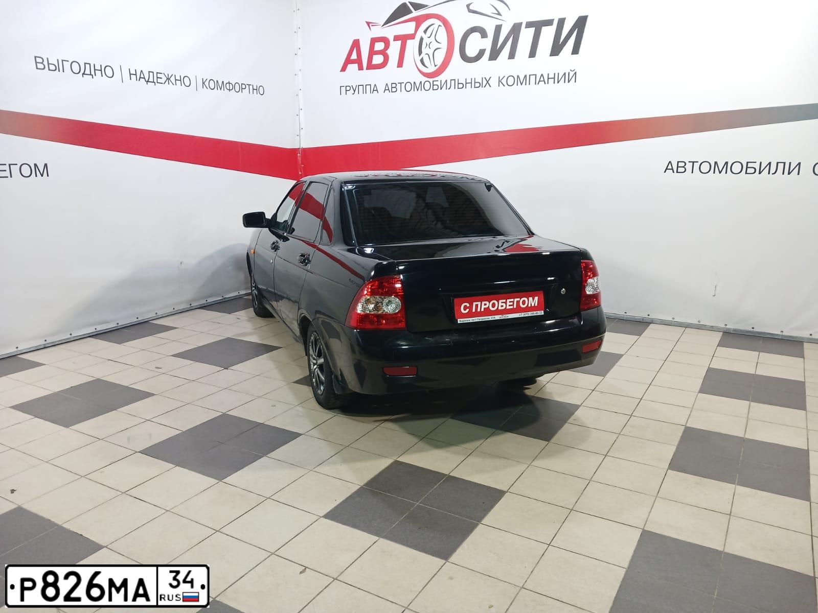 Фото автомобиля LADA 2170 PRIORA, 2011 — госномер В253ОВ136