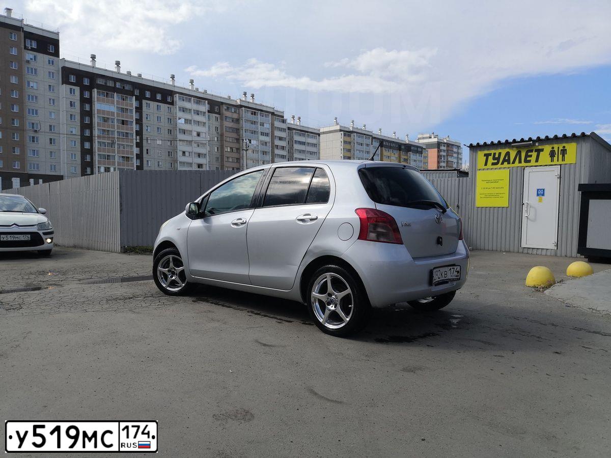 Фото автомобиля CITROEN C4, 2009 — госномер Н581КК774. Цвет: Белый