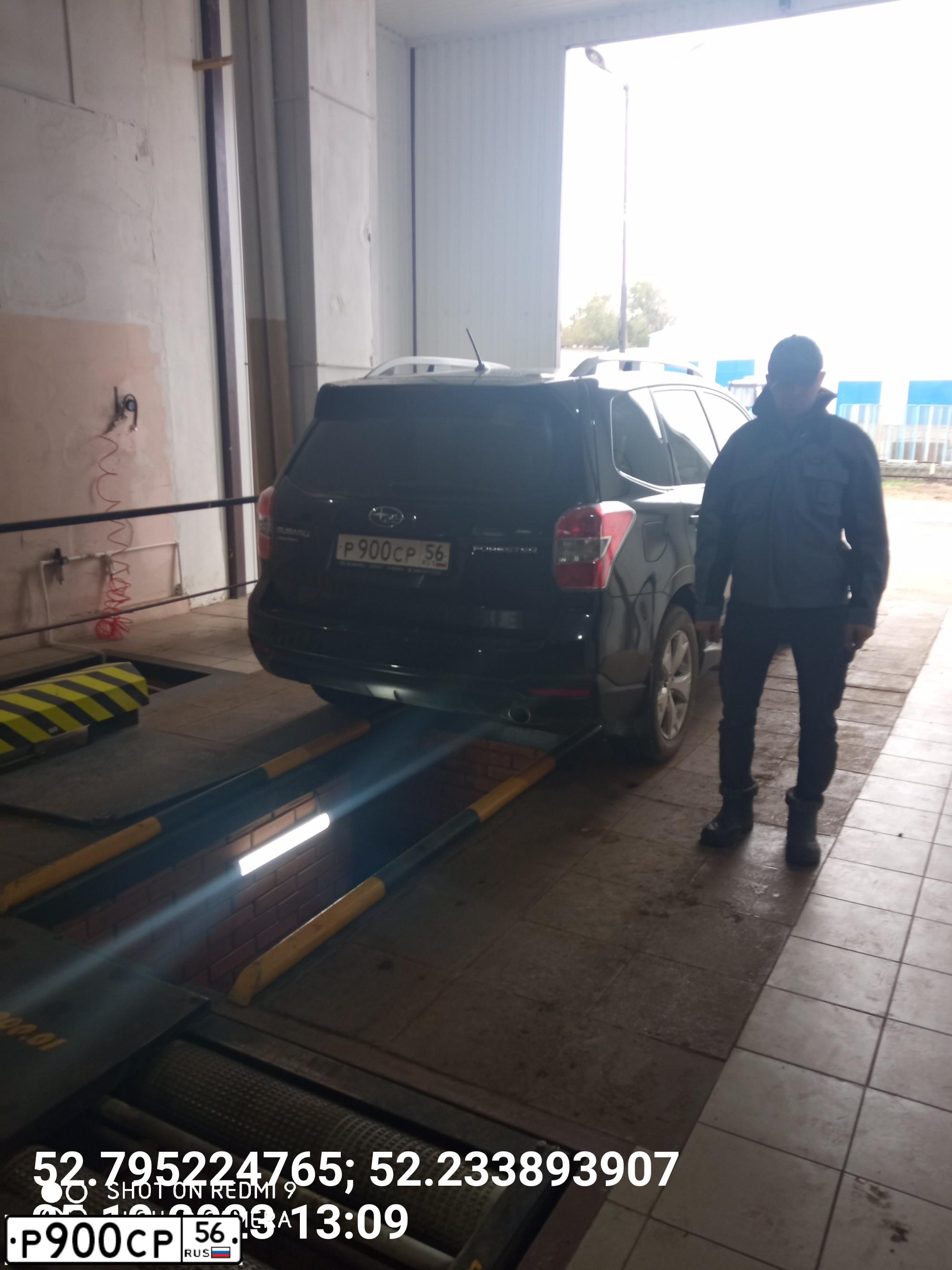 Фото автомобиля TOYOTA RAV4, 2006 — госномер К500АХ56. Цвет: ТЕМНО-СЕРЫЙ