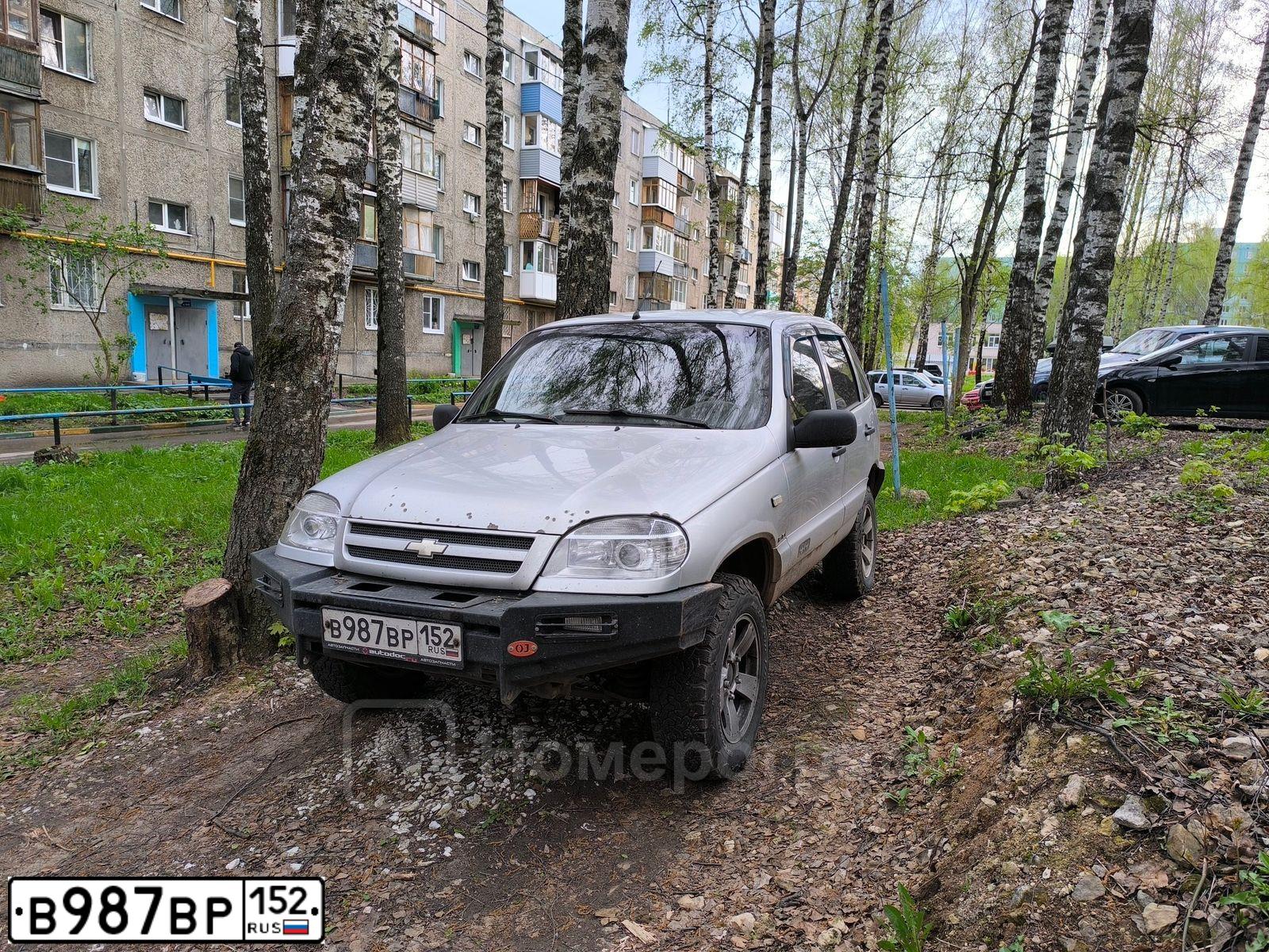 Фото автомобиля LADA 2110, 2002 — госномер Х112НА33. Цвет: СВЕТЛО-СЕРЕБРИСТЫЙ