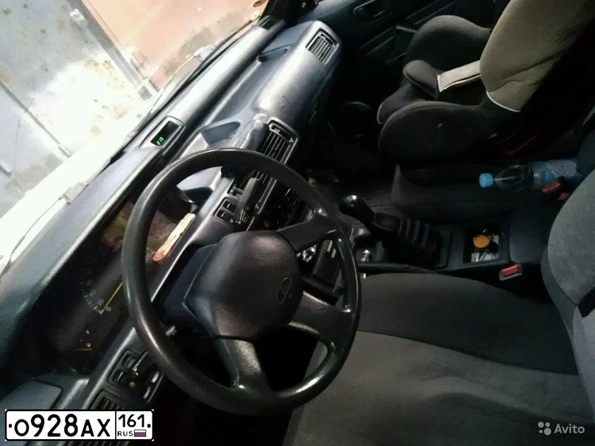 Фото автомобиля MITSUBISHI GALANT, 1988 — госномер М747КМ761. Цвет: Белый