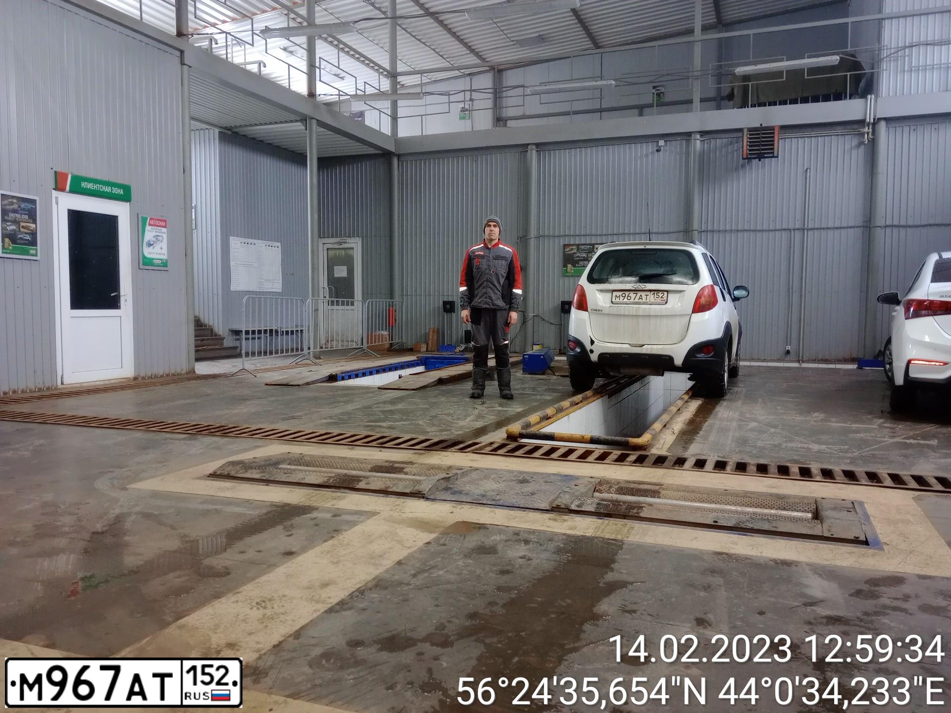 Фото автомобиля CHERY INDIS /S18/, 2012 — госномер М967АТ152. Цвет: Белый