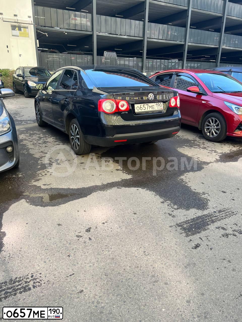 Фото автомобиля VOLKSWAGEN JETTA, 2010 — госномер У489ОН71. Цвет: ЧЕРНЫЙ