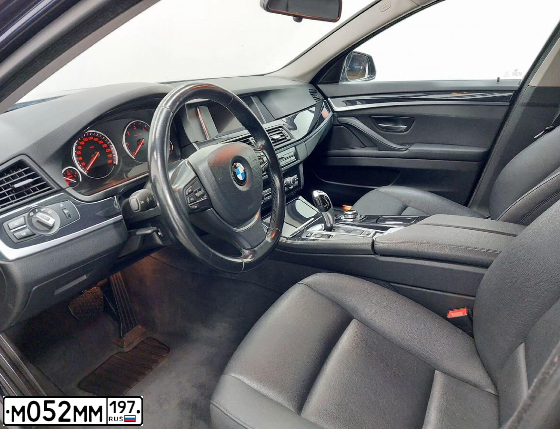 Фото автомобиля NISSAN JUKE, 2013 — госномер М025ММ197. Цвет: Белый