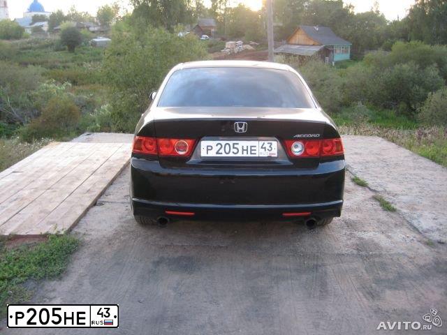 Фото автомобиля HONDA ACCORD, 2006 — госномер М271КР196. Цвет: ЧЕРНЫЙ