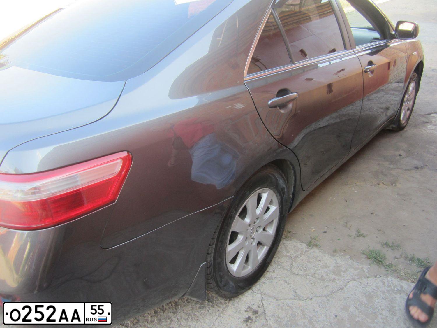 Фото автомобиля TOYOTA CAMRY, 2008 — госномер Т596НН142. Цвет: СЕРЫЙ