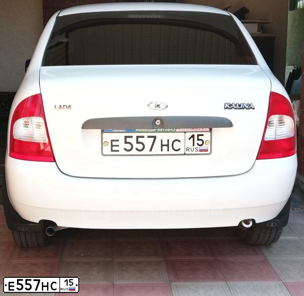 Фото автомобиля LADA 1118 KALINA, 2011 — госномер Е557НС15. Цвет: Белый