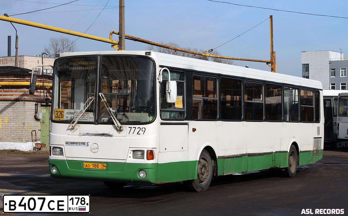 Фото автомобиля LIAZ Z 5256, 2004 — госномер В407СЕ178