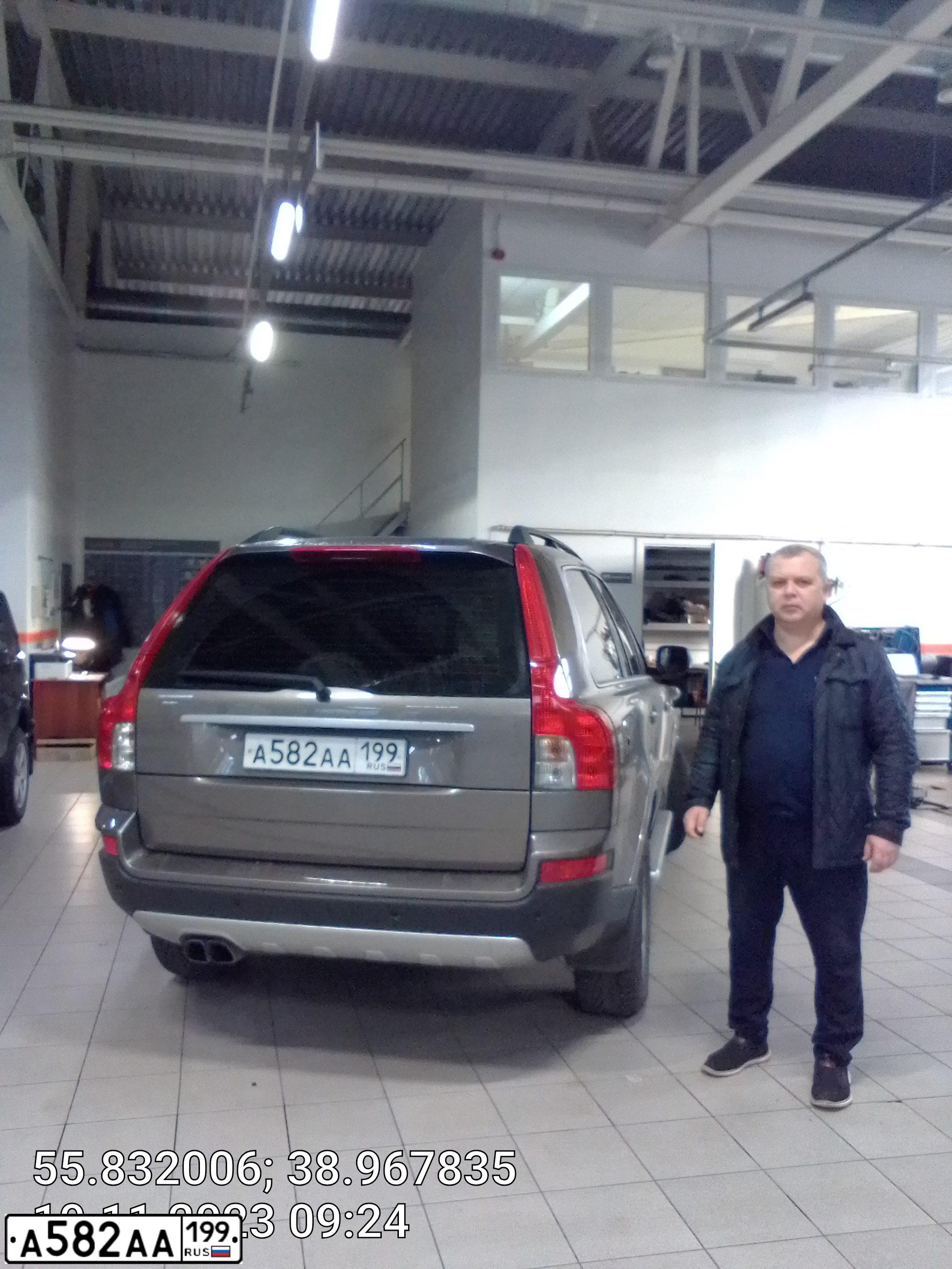 Фото автомобиля VOLVO XC90, 2008 — госномер А582АА199. Цвет: КОРИЧНЕВЫЙ СВЕТЛЫЙ