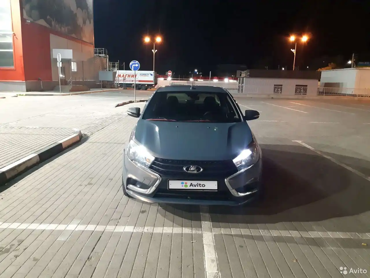 Фото автомобиля FORD FOCUS, 2007 — госномер В181ОР161. Цвет: Серебристый