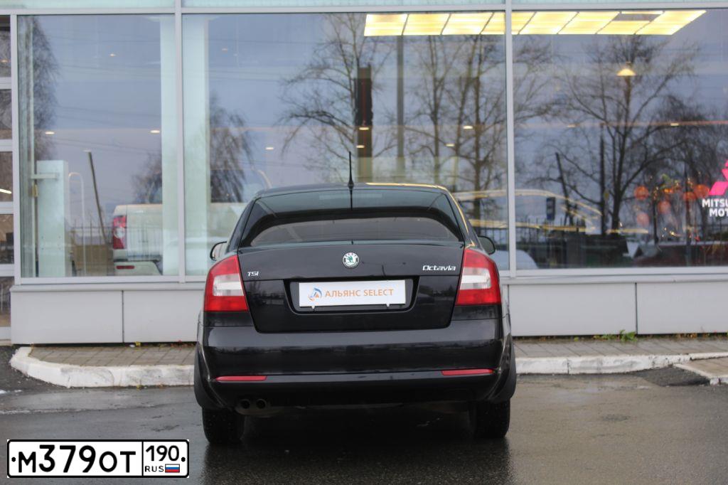 Фото автомобиля SKODA OCTAVIA, 2011 — госномер М379ОТ190. Цвет: ЧЕРНЫЙ