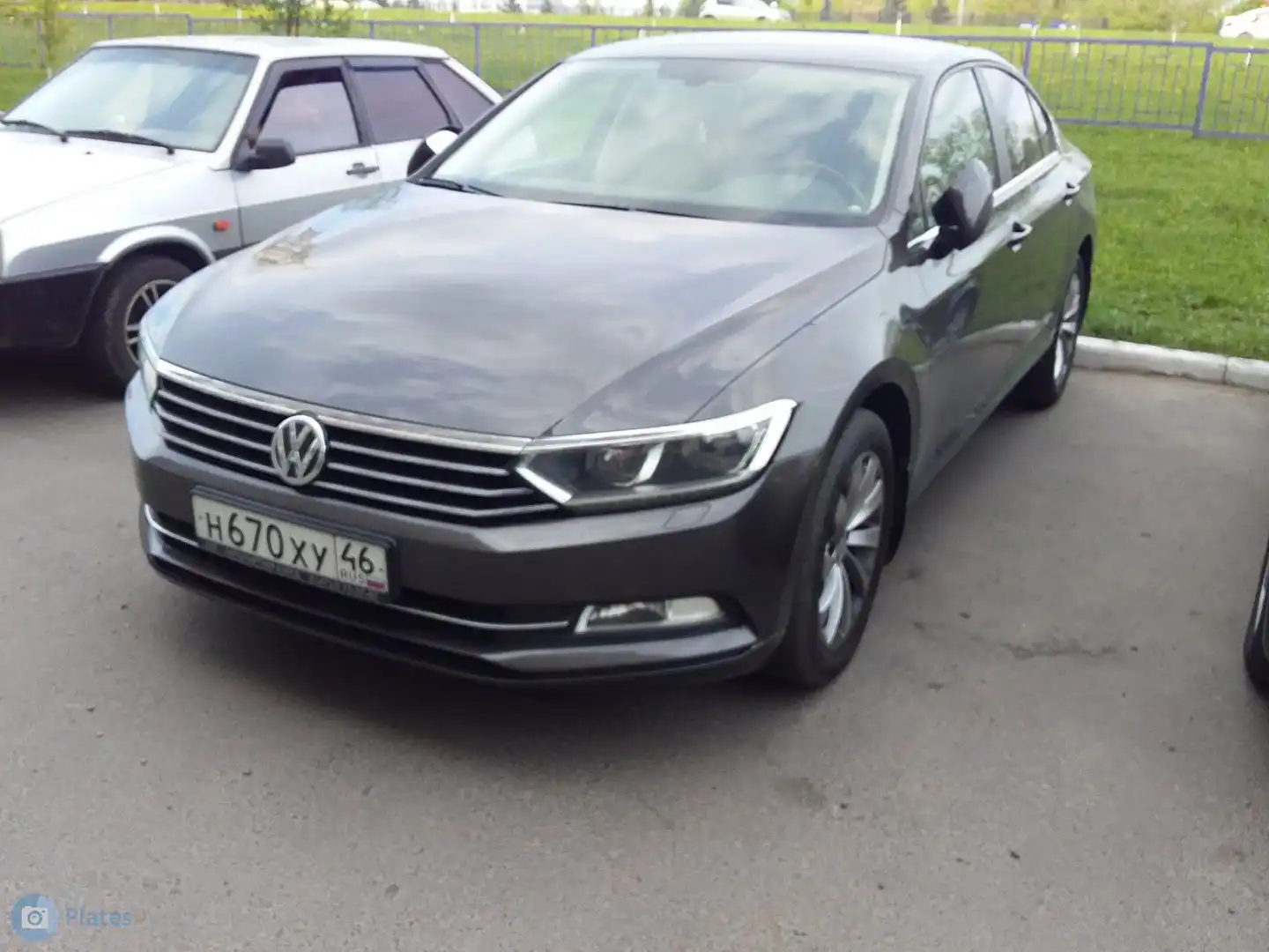 Фото автомобиля VOLKSWAGEN PASSAT, 2015 — госномер Р600ЕК46. Цвет: Коричневый