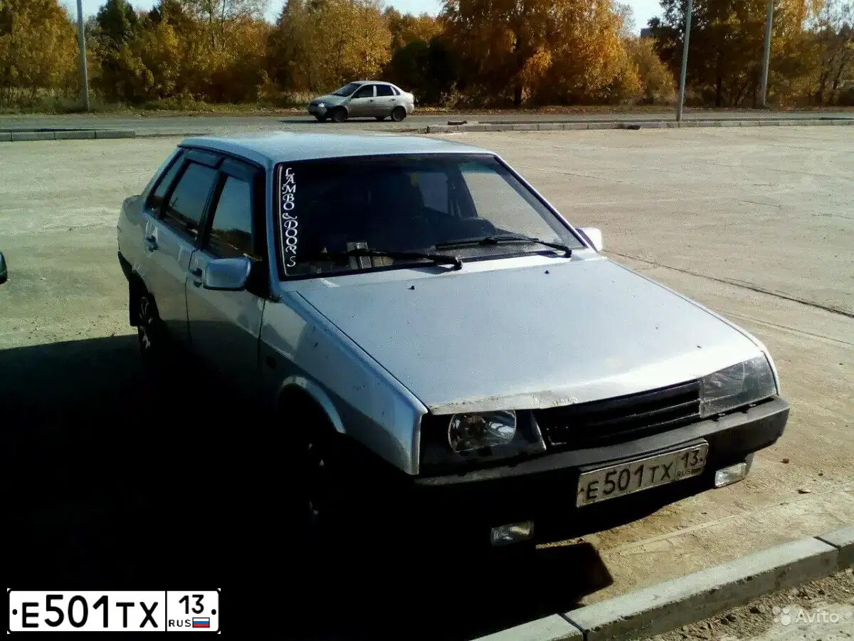 Фото автомобиля LADA 2109 SAMARA, 2003 — госномер Е501ТХ13. Цвет: Светло-Серебристый металлик