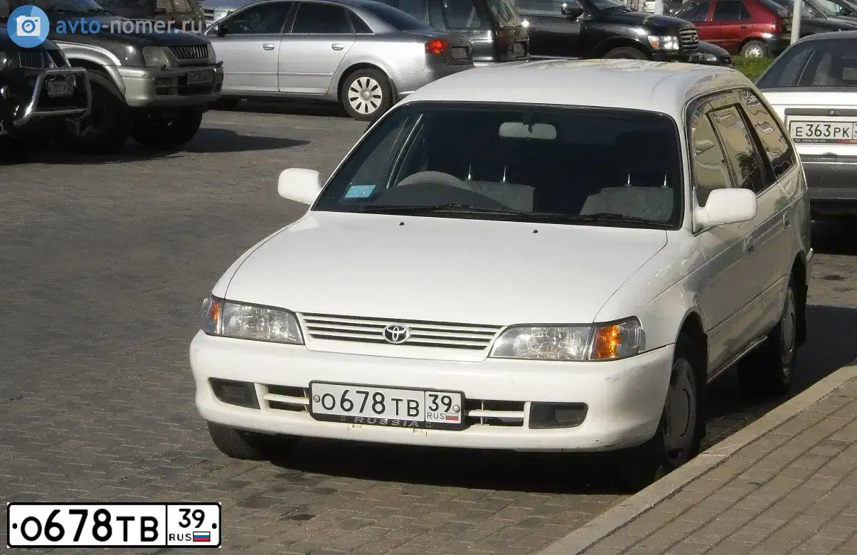 Фото автомобиля TOYOTA COROLLA, 2000 — госномер О678ТВ39