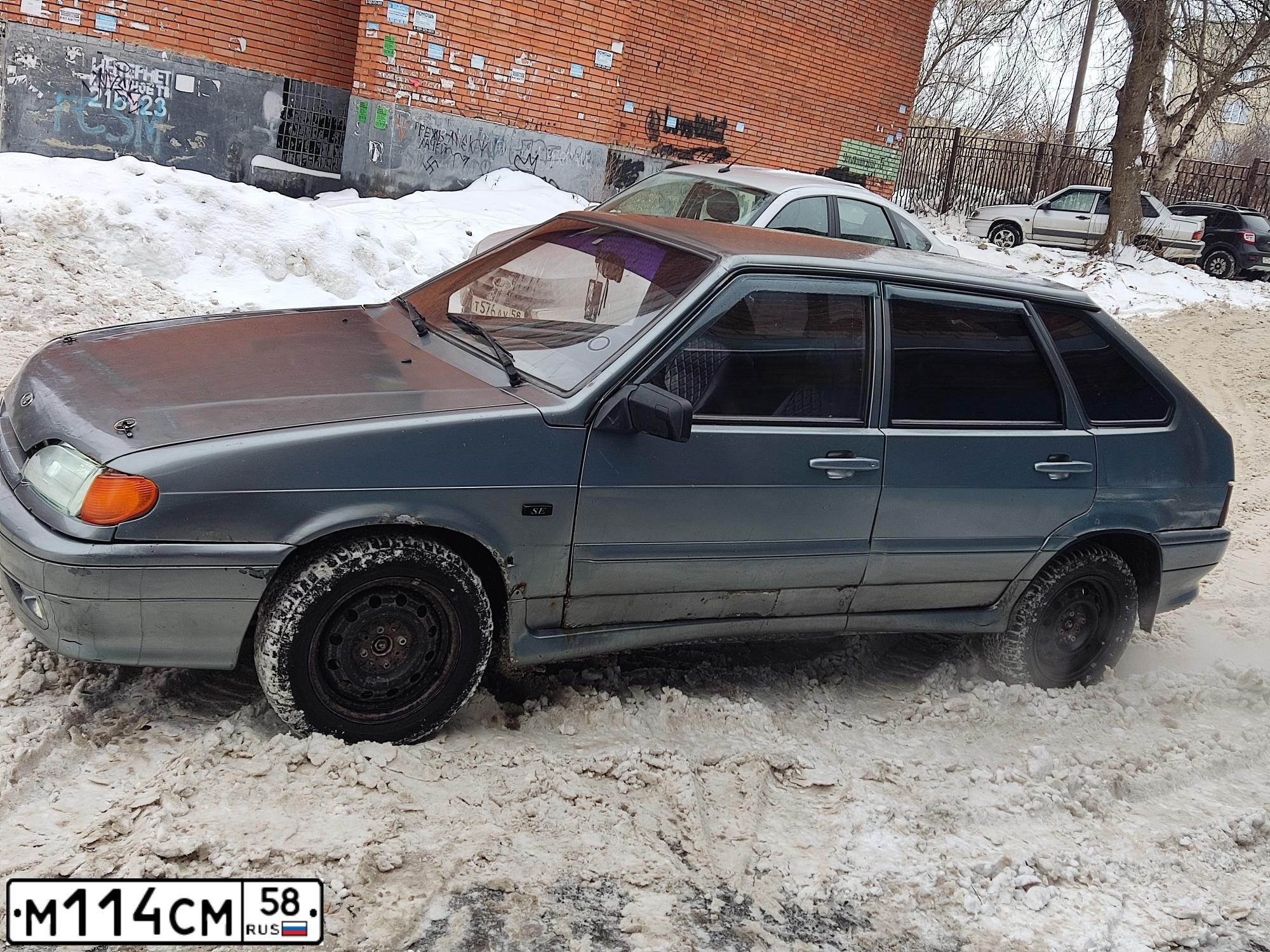 Фото автомобиля LADA 2114 SAMARA, 2006 — госномер М114СМ58. Цвет: СРЕДНИЙ СЕРО-ЗЕЛЕНЫЙ МЕТ.