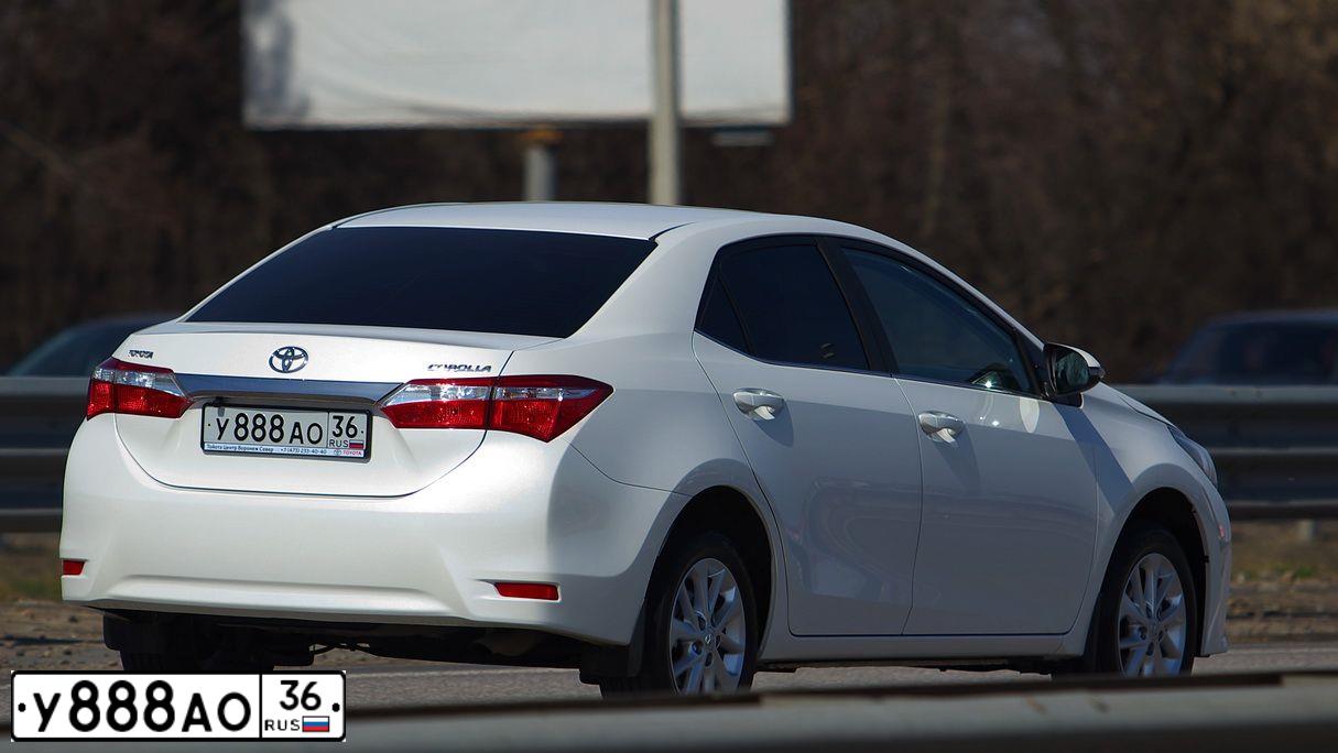 Фото автомобиля МИТСУБИСИ MITSUBISHI LANCER, 2011 — госномер Р775КЕ48. Цвет: Серебристый