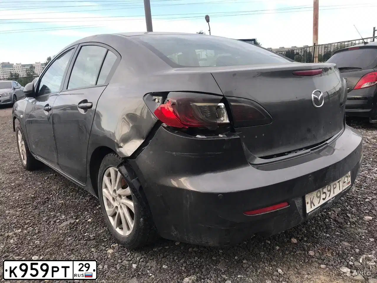 Фото автомобиля MAZDA A 3, 2012 — госномер А606ТА60. Цвет: ТЕМНО-СЕРЫЙ
