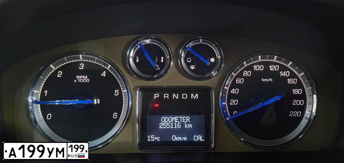 Фото автомобиля VOLKSWAGEN TOUAREG, 2008 — госномер К445ВХ156. Цвет: ЧЕРНЫЙ