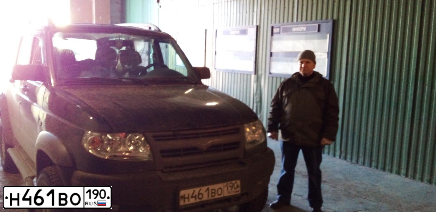 Фото автомобиля UAZ 3163 PATRIOT, 2008 — госномер Н461ВО190. Цвет: ЗЕЛЕНЫЙ