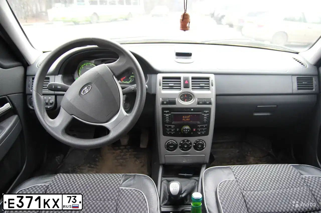 Фото автомобиля LADA PRIORA, 2012 — госномер Н770ЕН82. Цвет: ТЕМНО-ВИШНЕВЫЙ