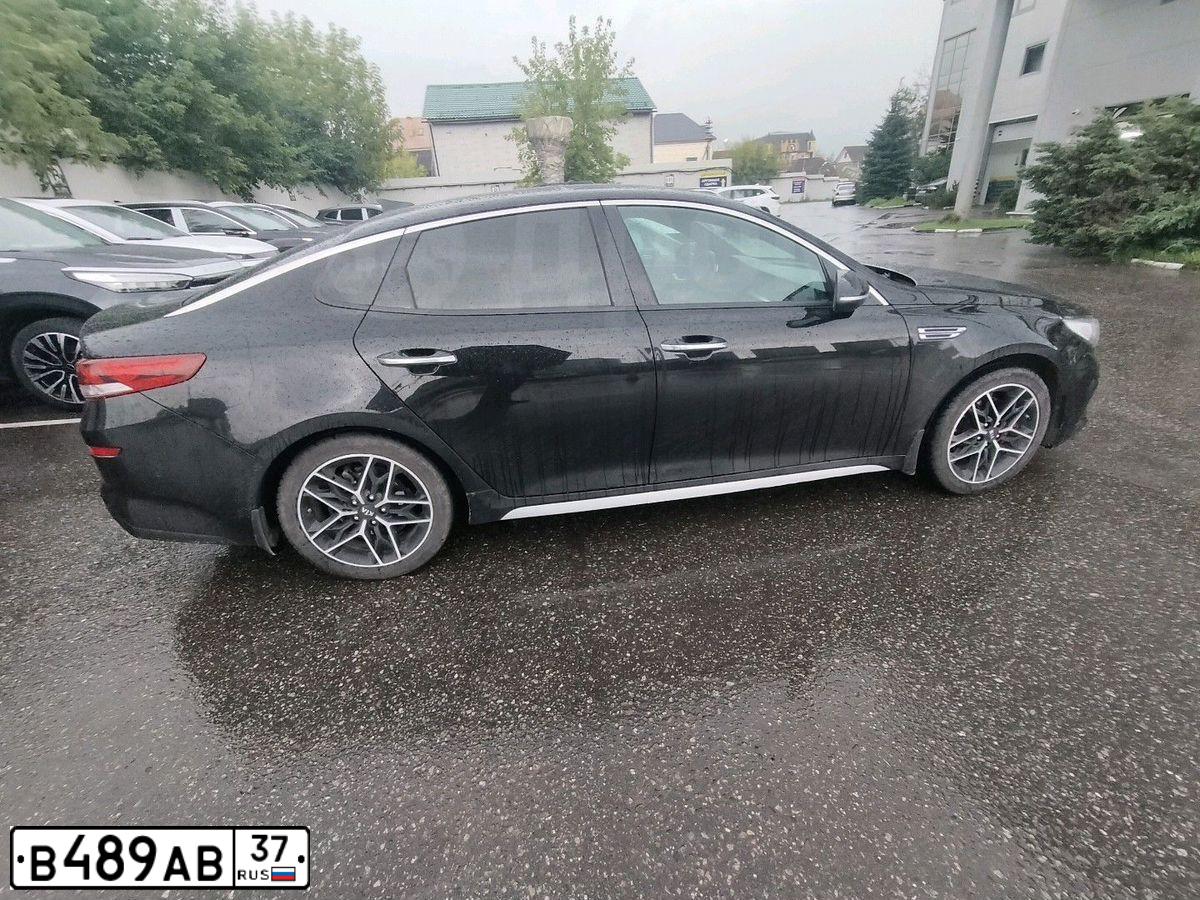 Фото автомобиля KIA MAGENTIS / OPTIMA, 2019 — госномер Н212КО40. Цвет: ЧЕРНЫЙ