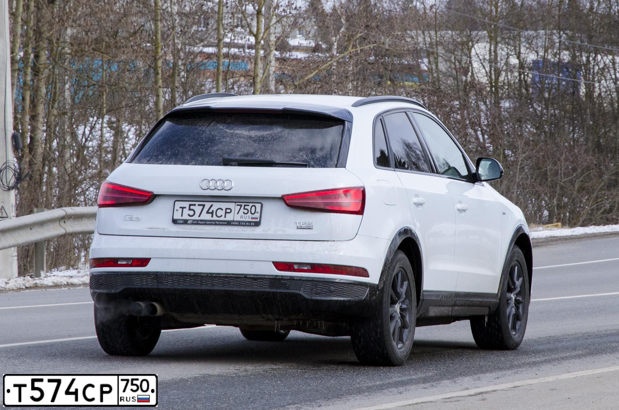 Фото автомобиля AUDI Q3, 2018 — госномер Т574СР750. Цвет: Белый