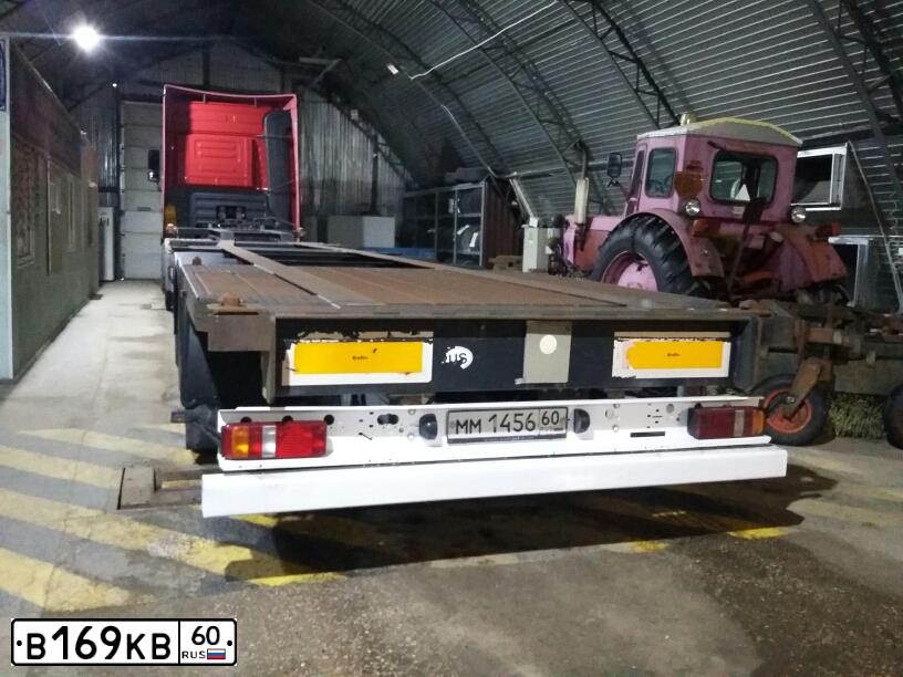 Фото автомобиля MERCEDES ACTROS, 2012 — госномер В169КВ60. Цвет: КРАСНЫЙ РУБИН