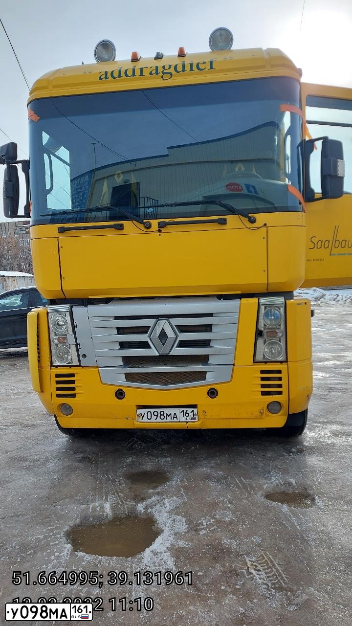 Фото автомобиля RENAULT MAGNUM, 2002 — госномер У182КУ48. Цвет: ЖЁЛТЫЙ