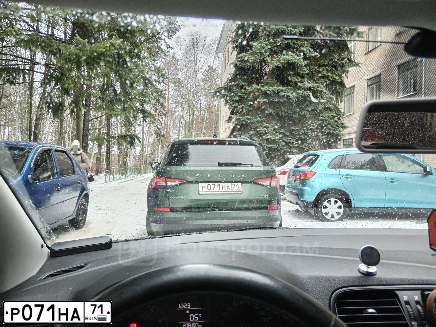 Фото автомобиля OPEL ANTARA, 2011 — госномер Т915ТТ71. Цвет: ЧЕРНЫЙ