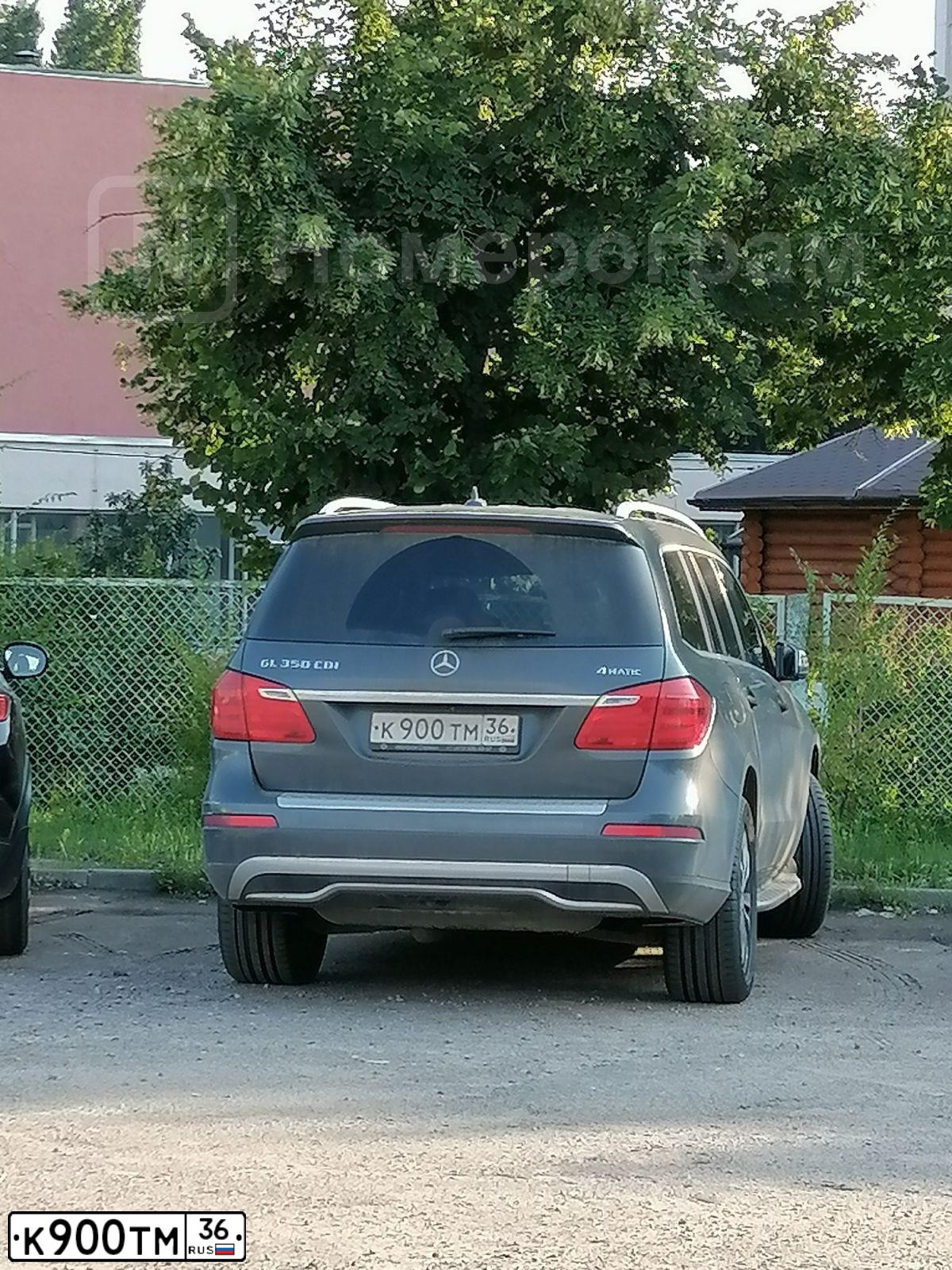 Фото автомобиля FORD FOCUS, 2010 — госномер К900ТМ36. Цвет: СЕРЕБРИСТЫЙ
