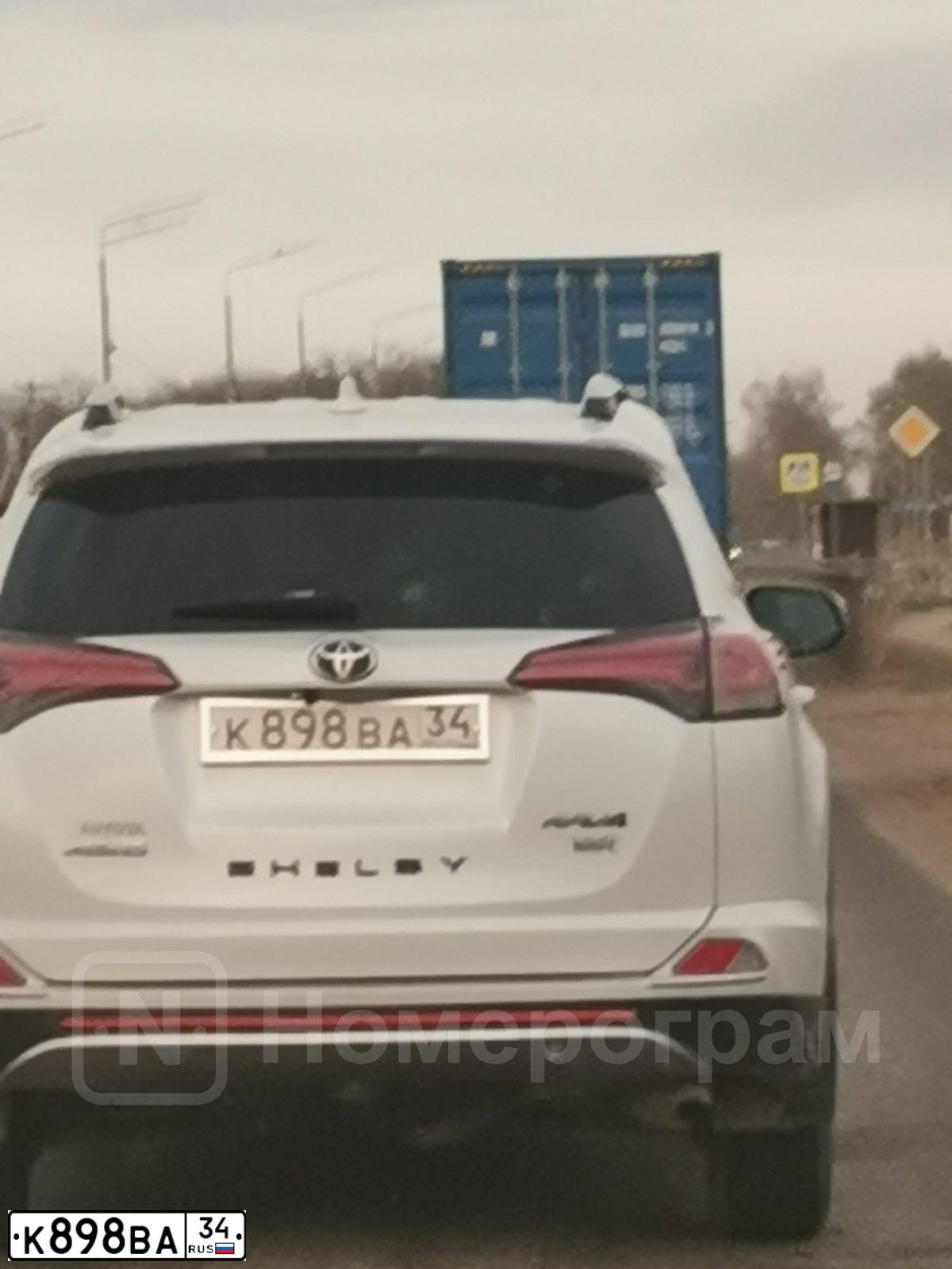 Фото автомобиля CHEVROLET REZZO, 2006 — госномер К898ВА34. Цвет: БЕЖЕВЫЙ