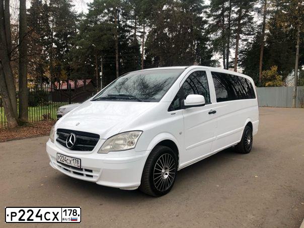 Фото автомобиля MERCEDES VITO, 2010 — госномер Е936УМ716. Цвет: Белый