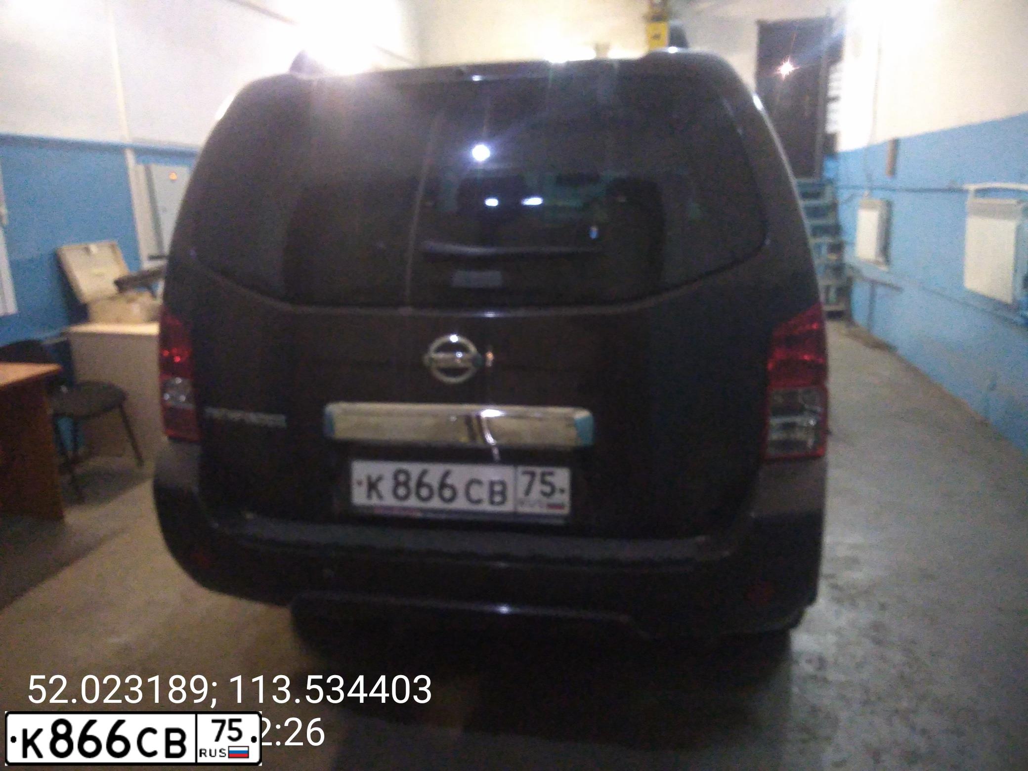 Фото автомобиля NISSAN PATHFINDER, 2012 — госномер М930УМ35. Цвет: Коричневый