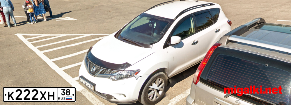 Фото автомобиля NISSAN MURANO, 2014 — госномер К222ХН38. Цвет: Белый