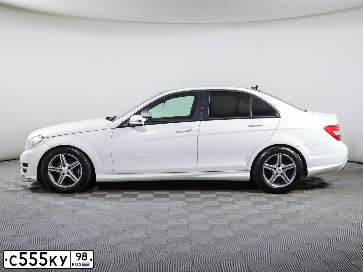 Фото автомобиля MERCEDES C-KLASSE, 2012 — госномер С555КУ98. Цвет: Белый