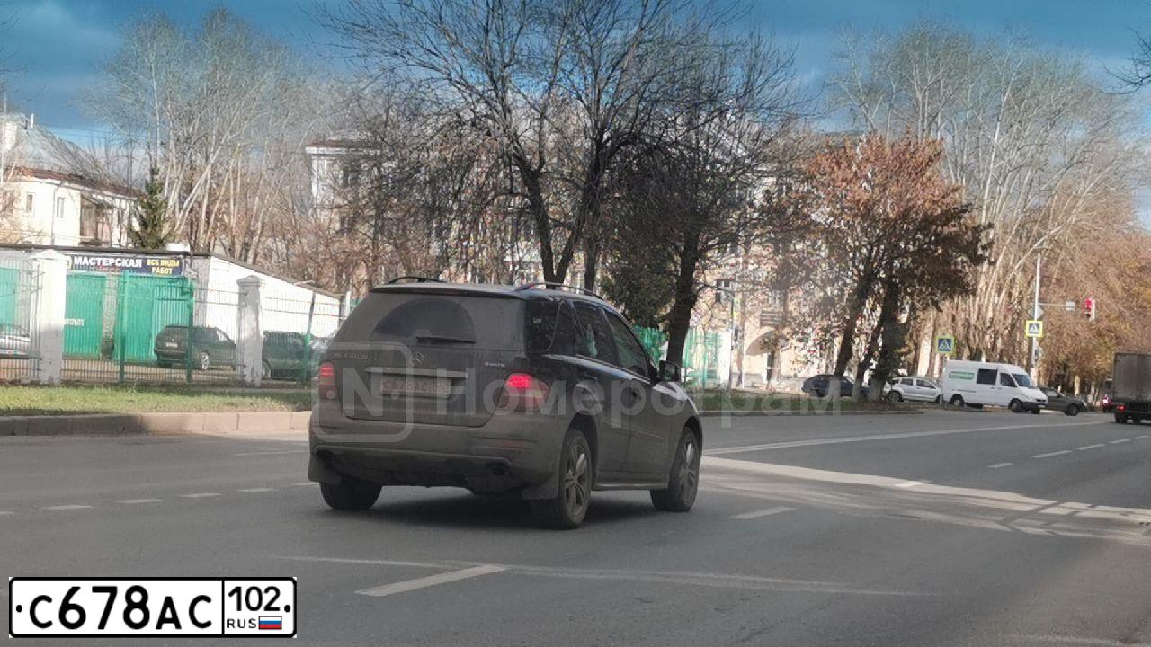 Фото автомобиля MERCEDES M-KLASSE, 2010 — госномер С678АС102
