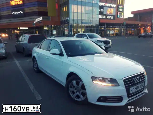 Фото автомобиля AUDI A4, 2008 — госномер Н222АМ68. Цвет: БЕЛЫЙ