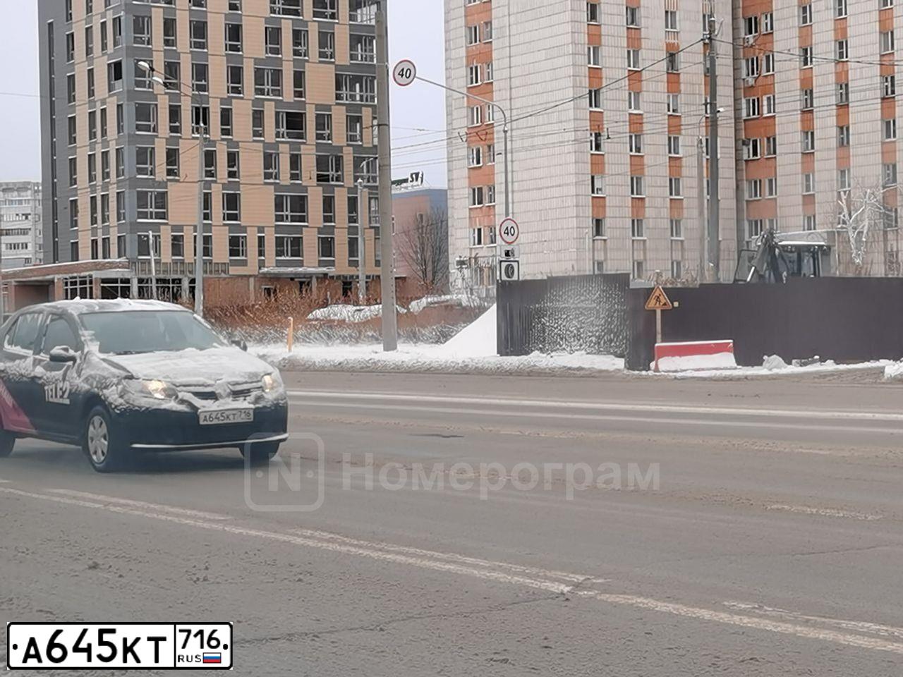 Фото автомобиля RENAULT LOGAN, 2017 — госномер М919НМ13. Цвет: ЧЕРНЫЙ